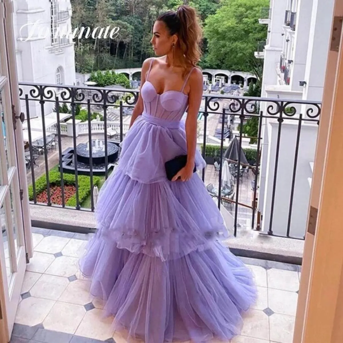 Squisito abito Quinceanera viola A Line senza spalline Sweep Train Cocktail Party Abito da sera per donna 2023