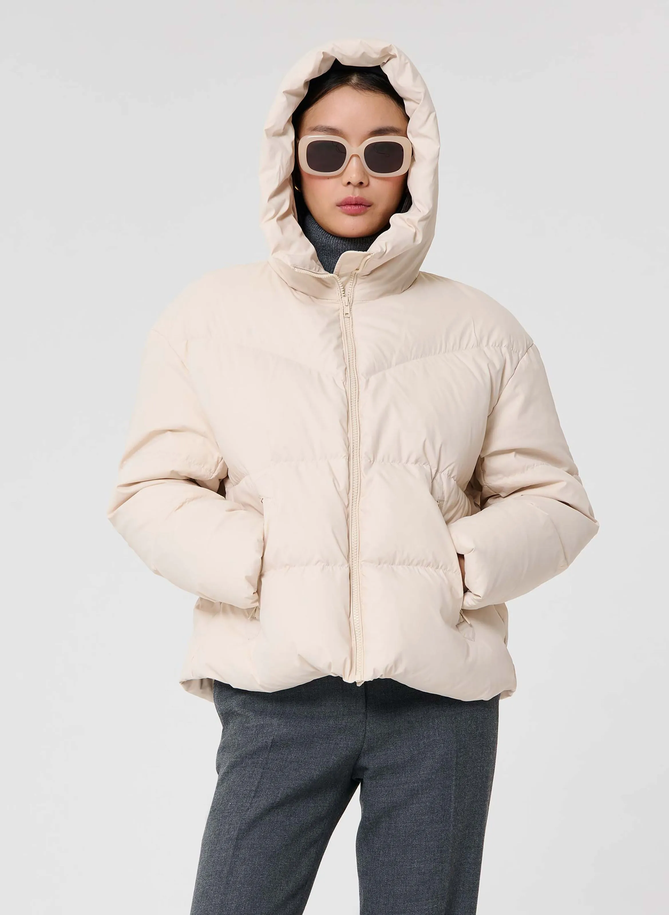  TARA JARMON   DOLORES - Piumino corto con cappuccio | Beige